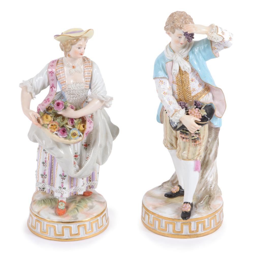 Appraisal: PAIR MEISSEN PORCELAIN FIGURES YOUNG MAN AND WOMAN COUPLE WITH