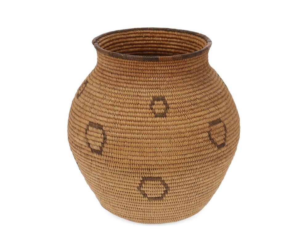 Appraisal: A Chemehuevi basket First-Quarter th Century An olla form basket