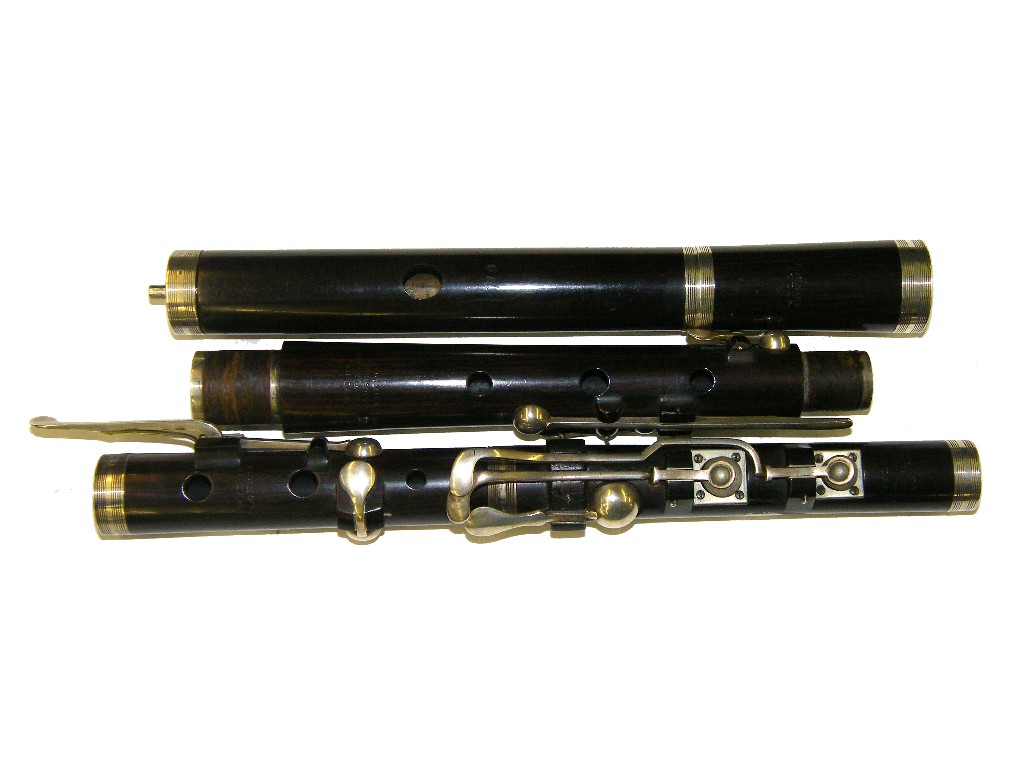 Appraisal: Good English rosewood flute by W H Wylde circa stamped