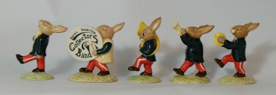 Appraisal: Royal Doulton Bunnkins Green Band set comprising Drummer DB Drum