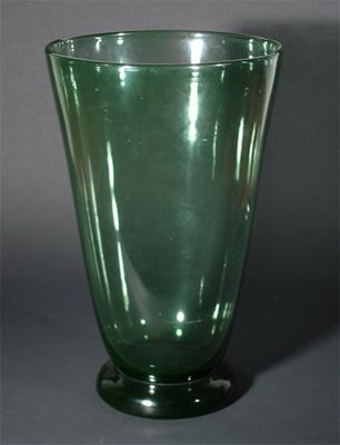 Appraisal: A rare Stevens Williams Brierley Hill green glass vase designed