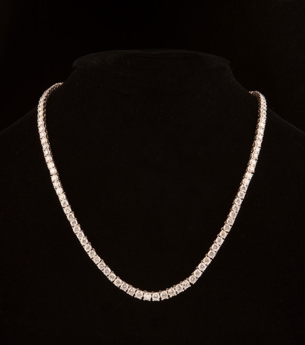 Appraisal: kt White Gold and Diamond Necklace mounted with round brilliant-cut