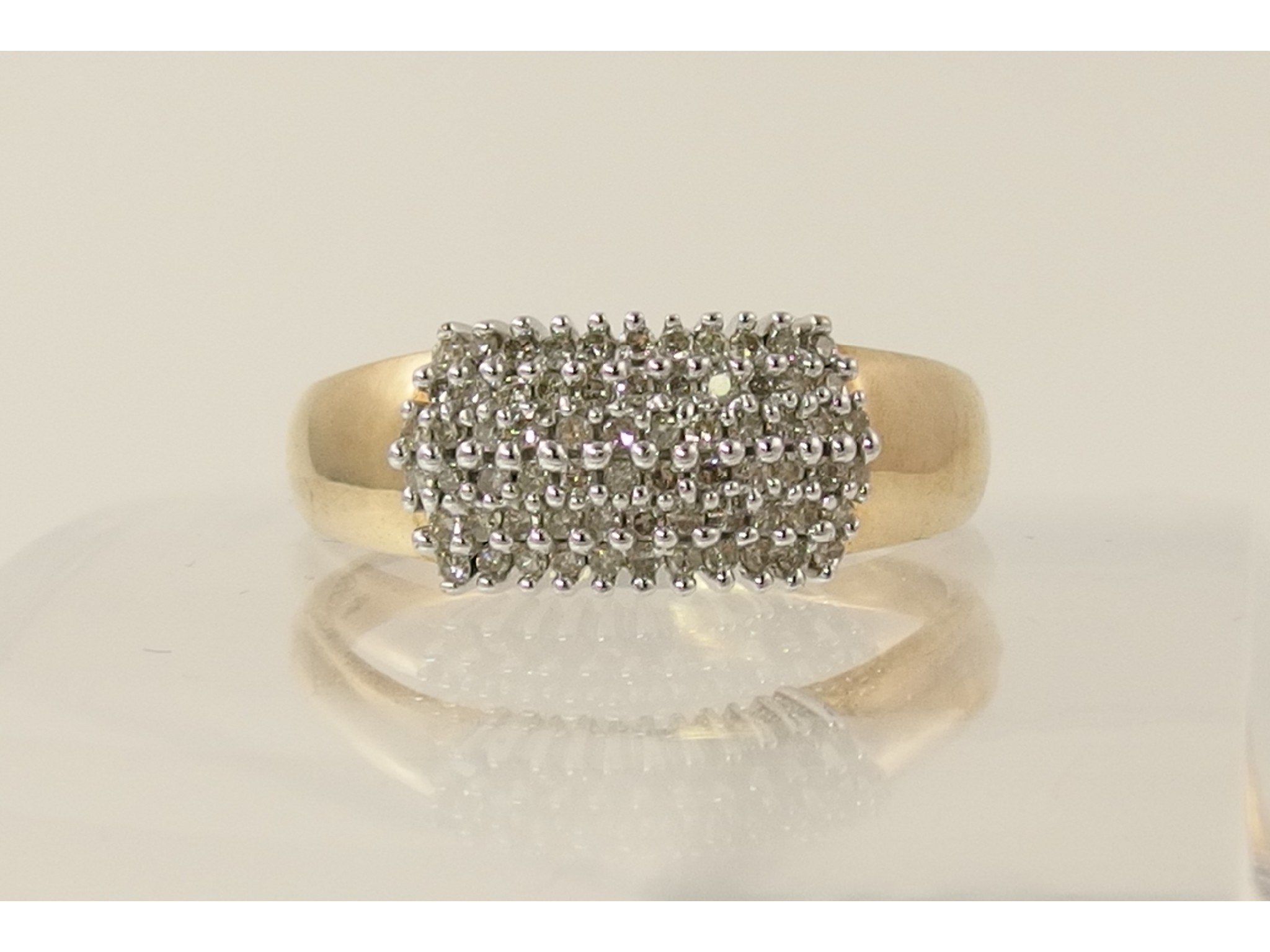 Appraisal: A ct diamond cluster ring with diamonds of approx cts