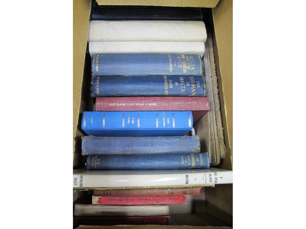 Appraisal: Box of books - A Hillhead album Para Handy etc