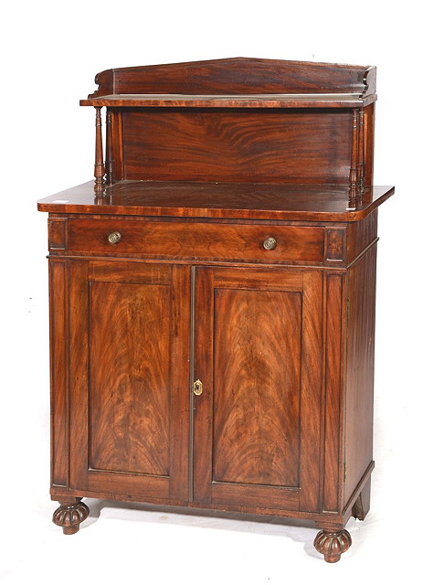 Appraisal: A LATE REGENCY MAHOGANY CHIFFONIER having a raised back with