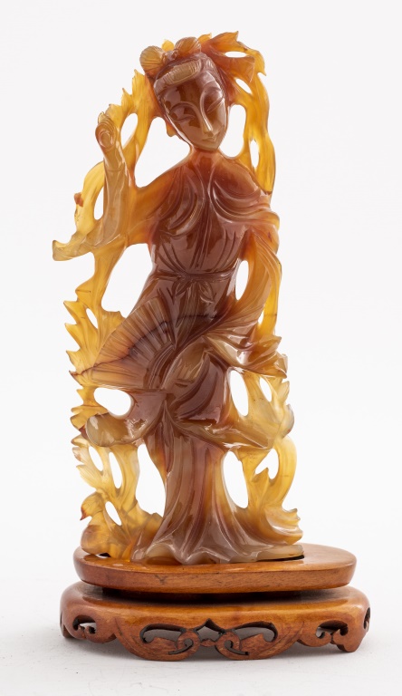 Appraisal: CHINESE CARVED AGATE FIGURE OF A BEAUTY Chinese carved agate