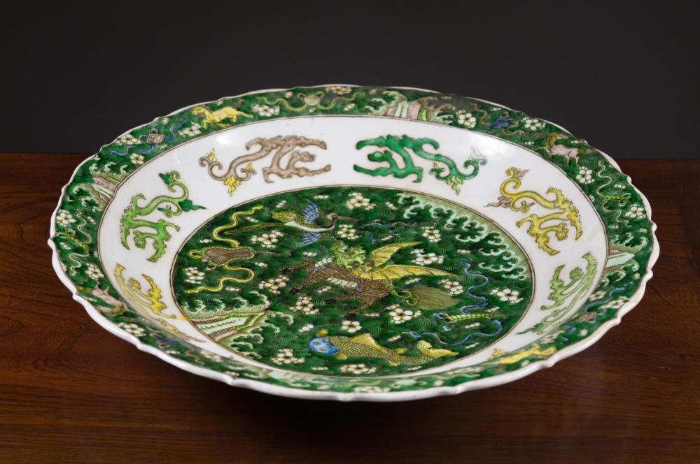 Appraisal: CHINESE WUCAI PORCELAIN CHARGER featuring a five color motif of