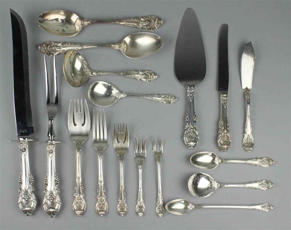 Appraisal: WALLACE SILVER ''SIR CHRISTOPHER'' PATTERN PART SERVICE including knives forks