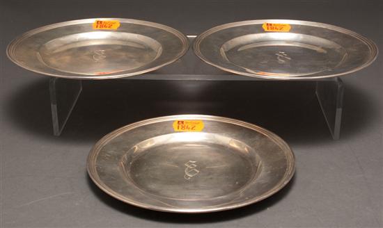 Appraisal: Three American silver bread plates International mid- th century in