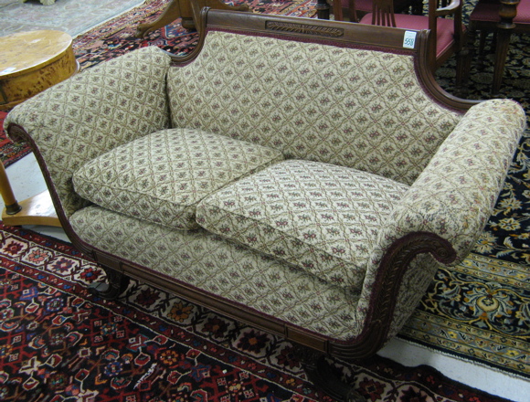 Appraisal: FEDERAL STYLE MAHOGANY SETTEE American mid th century Dimensions H