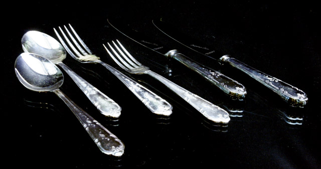 Appraisal: A Grosvenor Diane EPNS cutlery service for six pieces