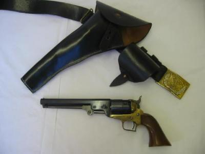 Appraisal: A copy of an American Civil War Colt Navy revolver