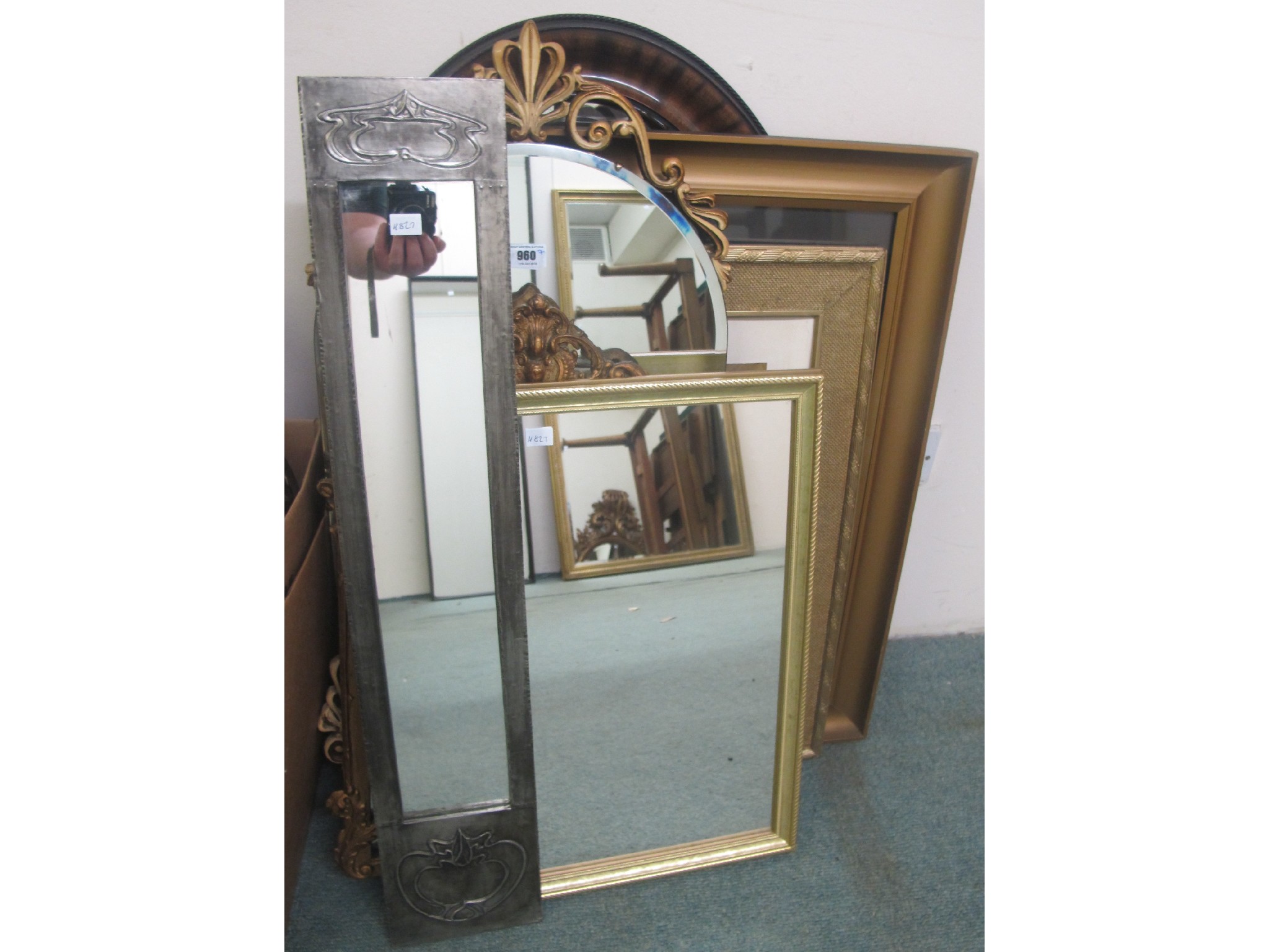 Appraisal: Assorted wall mirrors and pictures