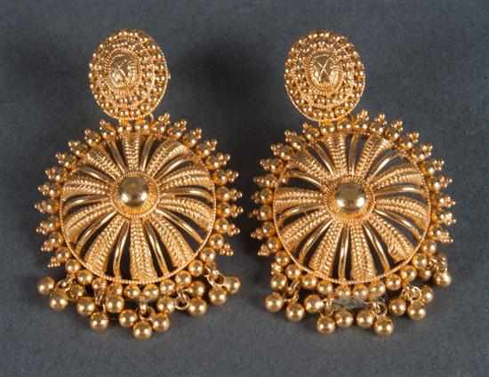 Appraisal: Pair of K gold post-earrings most likely Indian each earring