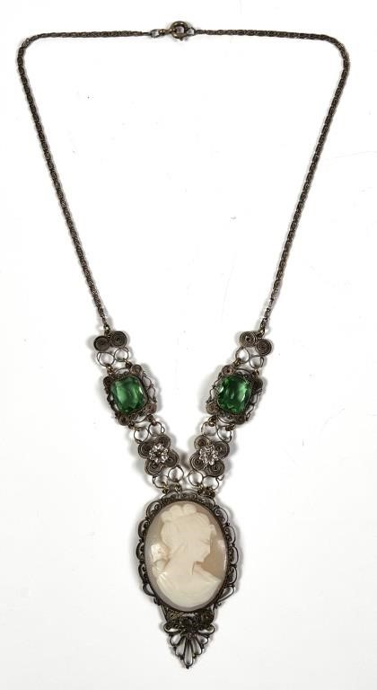 Appraisal: VICTORIAN CAMEO NECKLACEVictorian carved shell cameo necklace with faux green