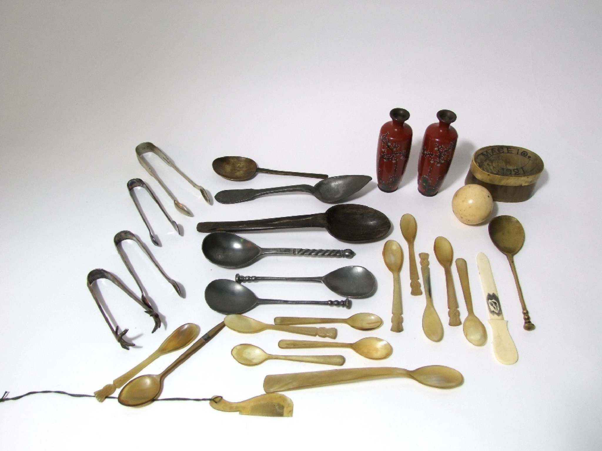 Appraisal: A mixed collection of Old English style spoons including pewter