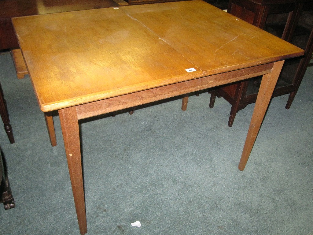 Appraisal: Pull-out dining table with one leaf