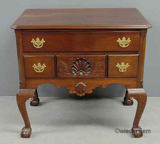 Appraisal: Philadelphia Chippendale style mahogany lowboy with cut-corner top shell carved