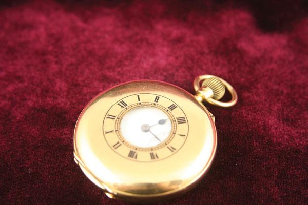 Appraisal: A George V ct gold cased Half Hunter Pocket Watch