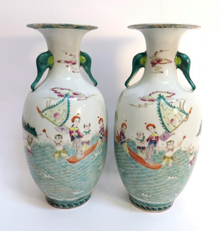 Appraisal: Pair Of Famille Verte Vases Pair Of Famille Verte Vases