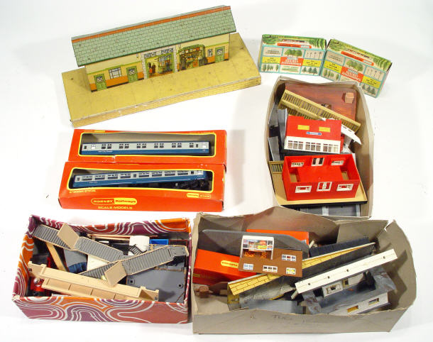 Appraisal: Extensive collection of Hornby gauge model railways and other items