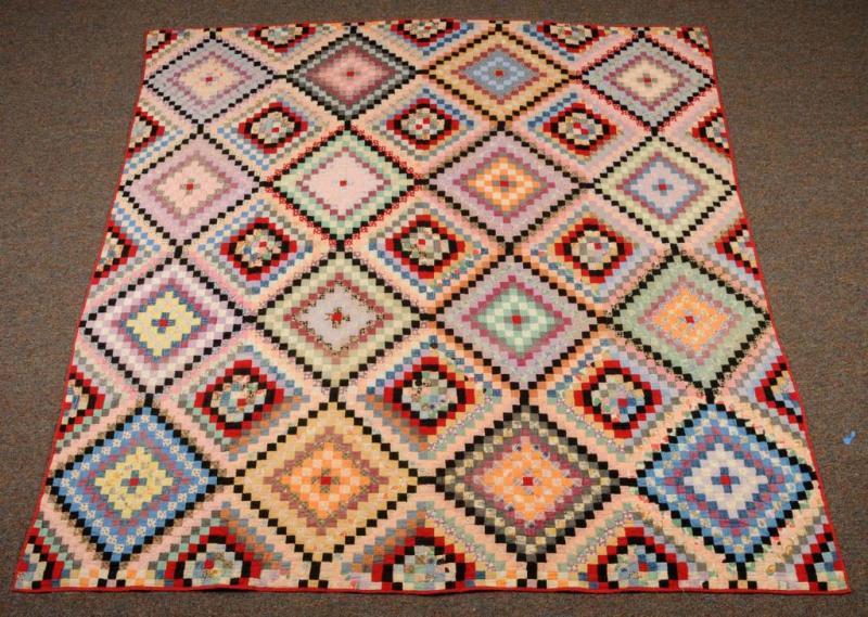 Appraisal: Antique Square Pattern Quilt Description Hand stitched No stains holes