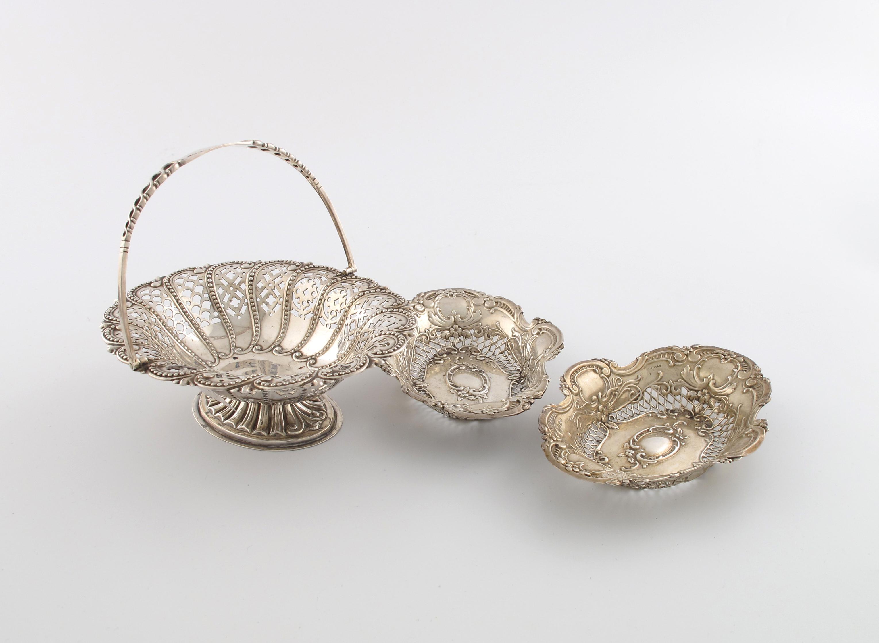 Appraisal: A late-Victorian silver swing-handled basket