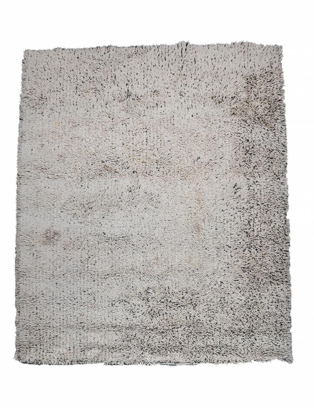 Appraisal: CONTEMPORARY SHAG CARPETbeige and brown wool ' x ' Condition