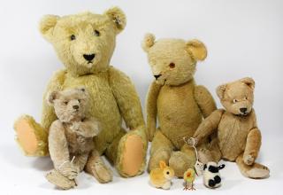 Appraisal: lot of Vintage teddy bear group including two Steiff mohair