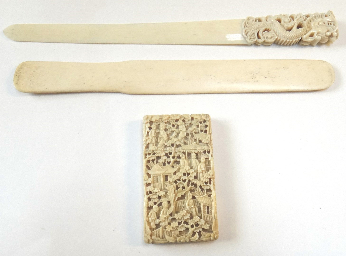 Appraisal: A Chinese ivory visiting card case late th century profusely