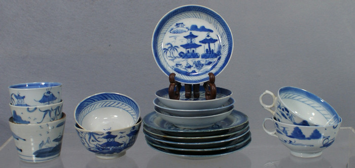 Appraisal: Chinese Export porcelain Canton cups with saucers some matching some