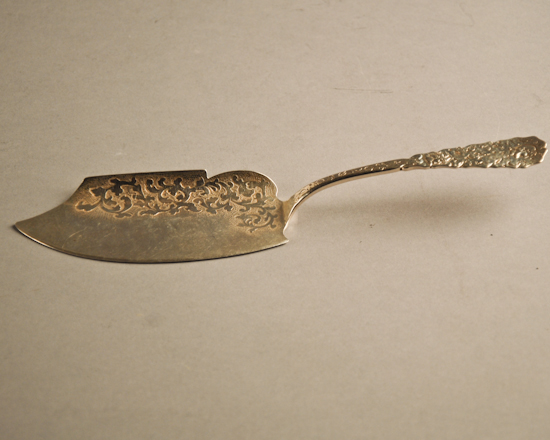 Appraisal: A Vansant Co Sterling Fish Server with a hammered design