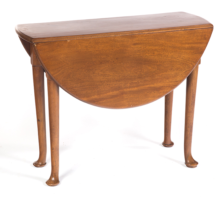 Appraisal: AMERICAN QUEEN ANNE DROP LEAF TABLE Late th century walnut