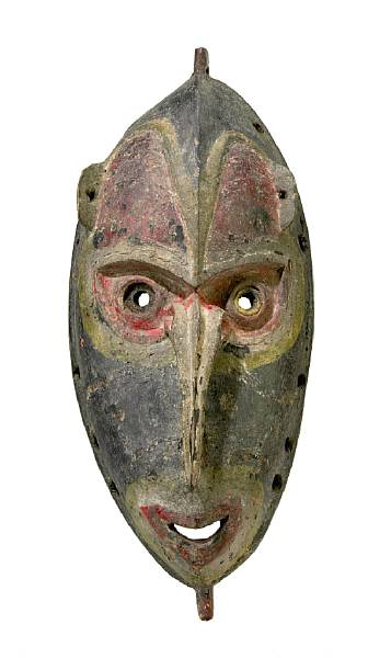 Appraisal: A coastal Sepik River mask Papua New Guinea painted with