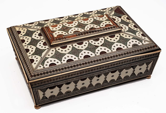 Appraisal: An Anglo-Indian Sedili bone-inlaid hardwood dome top box th century