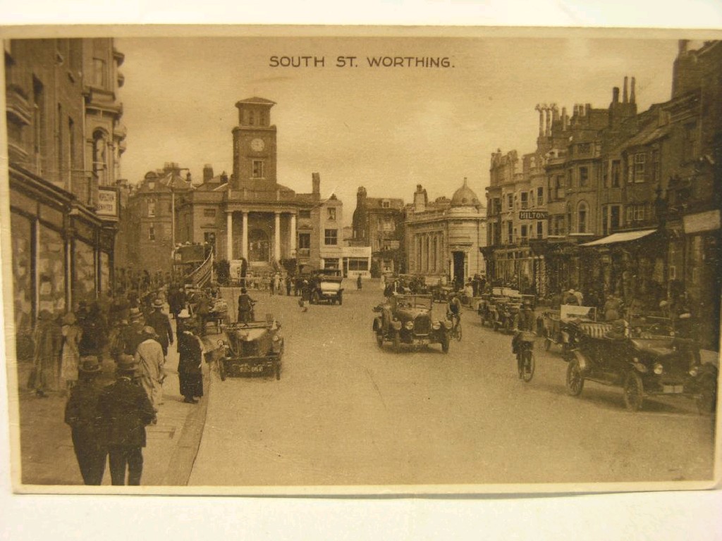 Appraisal: Fifty early twentieth century postcards Old Worthing