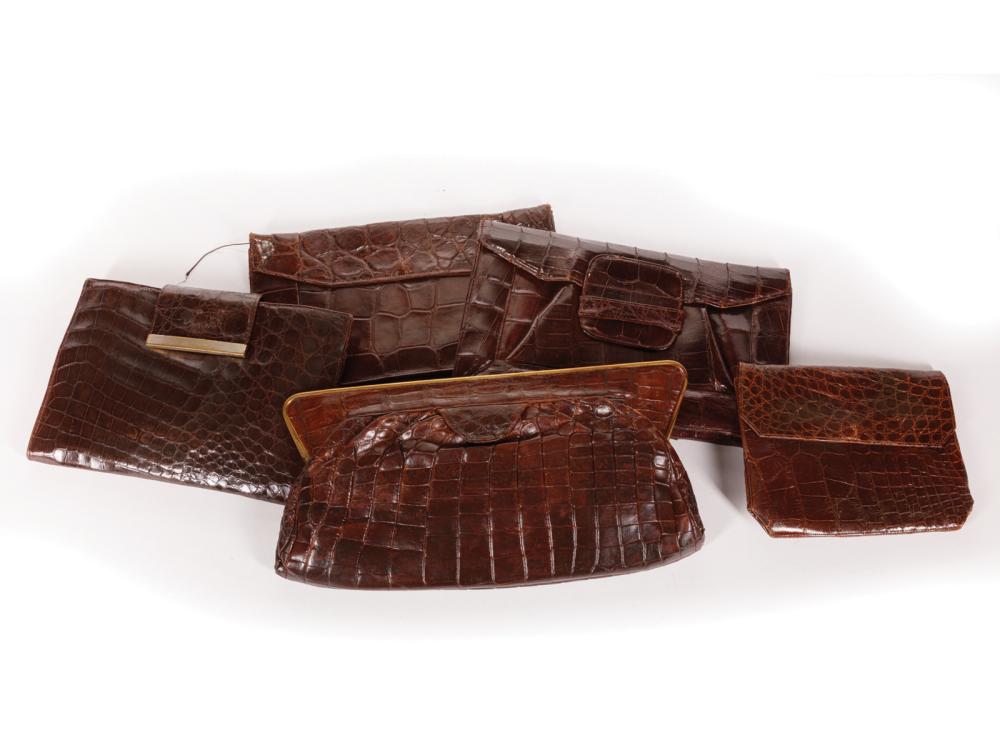 Appraisal: Five Brown Alligator Skin Clutch Handbags l largest in