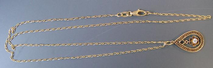 Appraisal: K Diamond lavalier on K Chain Yellow gold tear drop