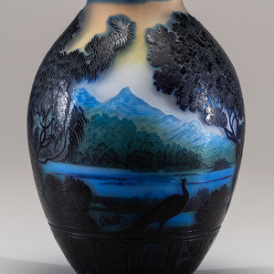 Appraisal: mile Gall French Lake Como Vase cameo glass signed 'Gall