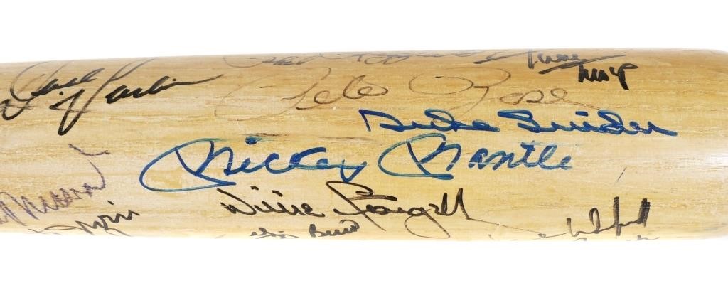 Appraisal: JSA authenticated signatures on a Mickey Mantle model Louisville Slugger