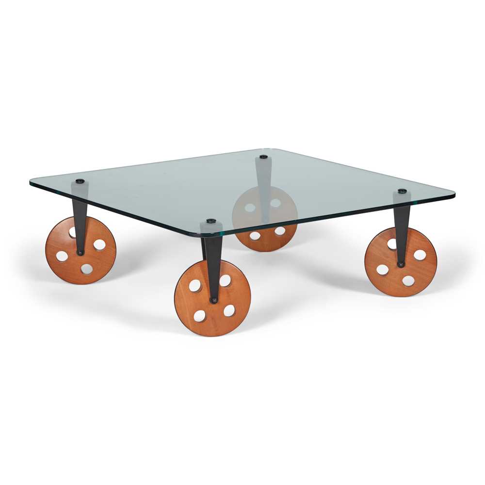 Appraisal: GAE AULENTI - FOR FONTANA ARTE COFFEE TABLE CIRCA glass