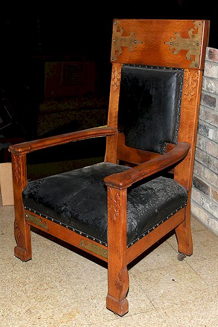 Appraisal: Arts Crafts Oak Brass Chair A golden oak large arm