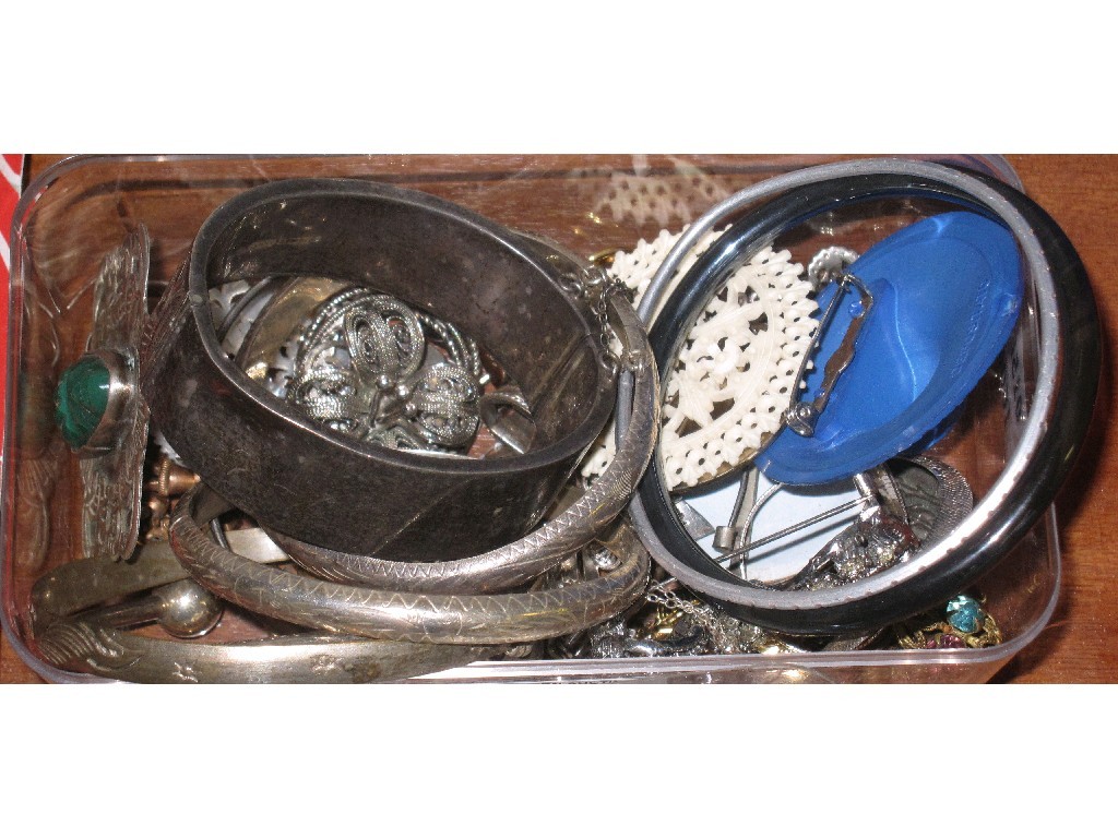 Appraisal: Box of costume jewellery silver bangle etc