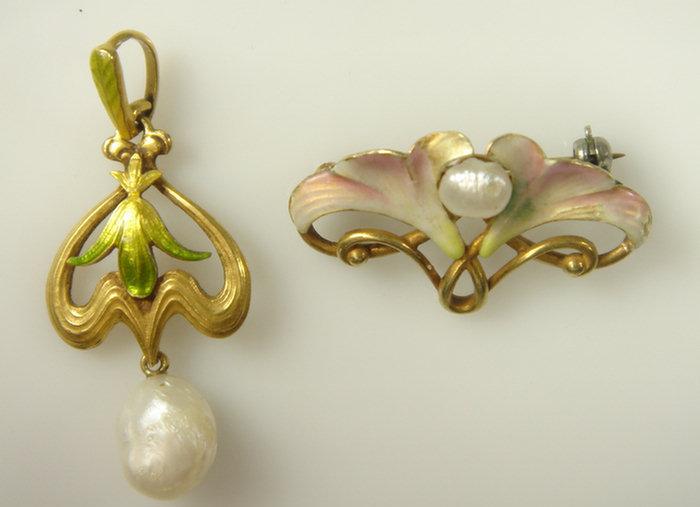 Appraisal: unmarked YG pearl enameled pendants dwt Estimate -