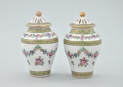 Appraisal: A Pair of Old Paris Porcelain Potpourri Urns with Lids