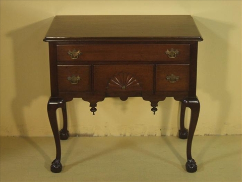 Appraisal: CHIPPENDALE MAHOGANY LOWBOY TH C The rectangular molded edge and