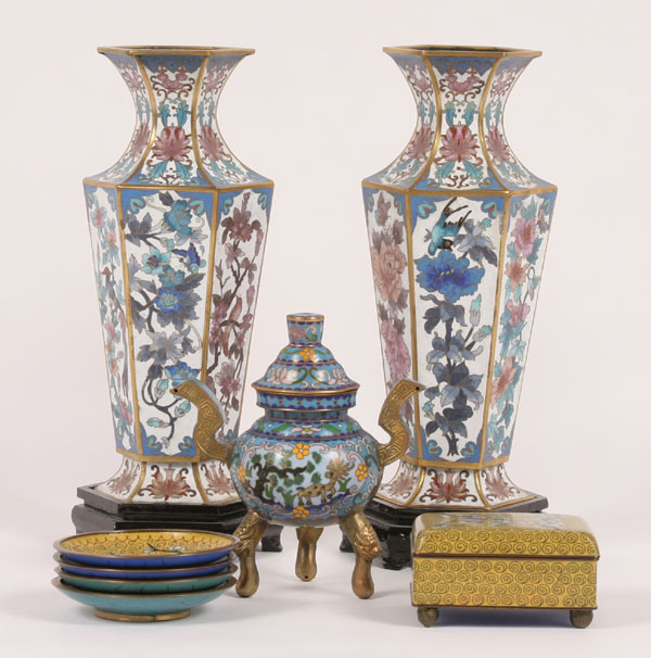 Appraisal: Lot of pieces Asian cloisonne table articles vases on bases