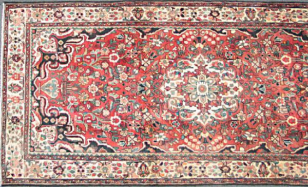 Appraisal: A Hamadan rug size approximately ft in x ft in