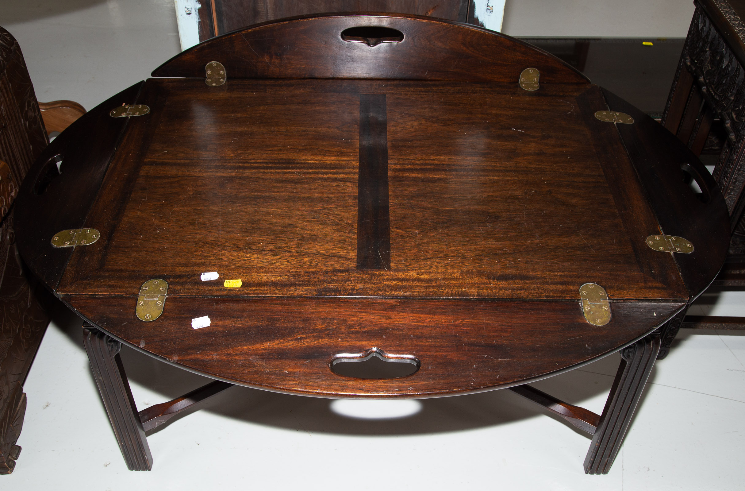 Appraisal: MAHOGANY BUTLER'S TRAY COFFEE TABLE Later th century