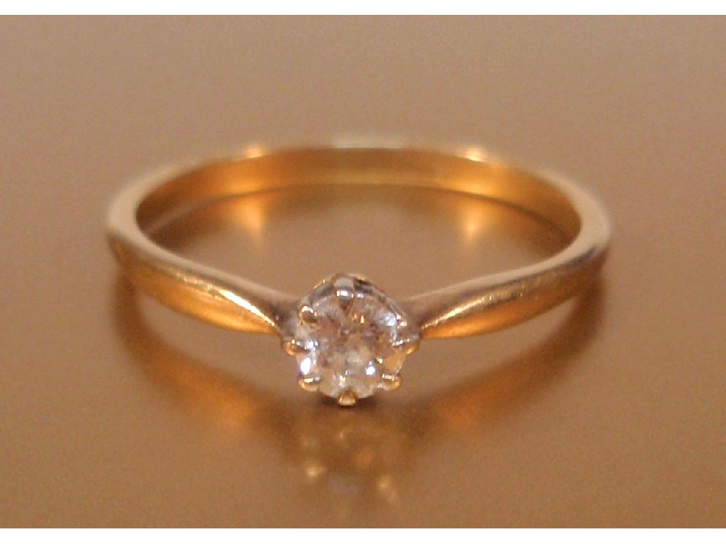 Appraisal: A diamond solitaire ring of ct approx set in yellow